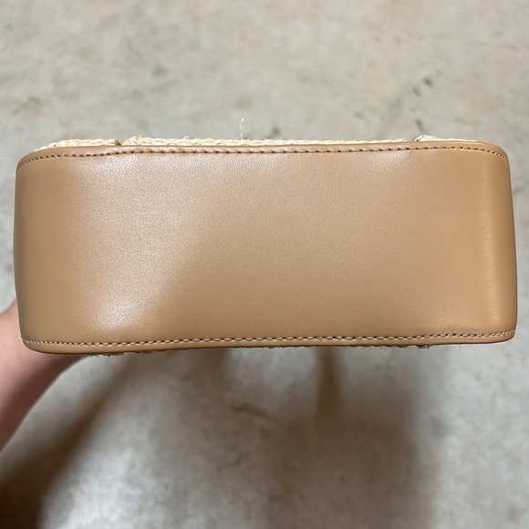 Handbag - Picture 6 of 7